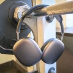 一部のユーザーによると過度の汗でApple AirPods Maxが台無しになるかも