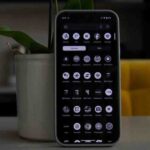 夜スマホの誘惑にサヨナラ!Androidグレースケールで睡眠改善