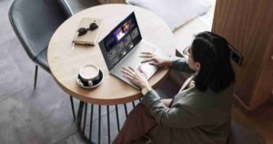 AI利用に男女差|女性は男性より20%少ない理由